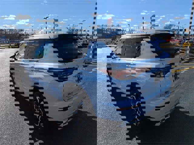 Used 2022 Mitsubishi Outlander SE image 5