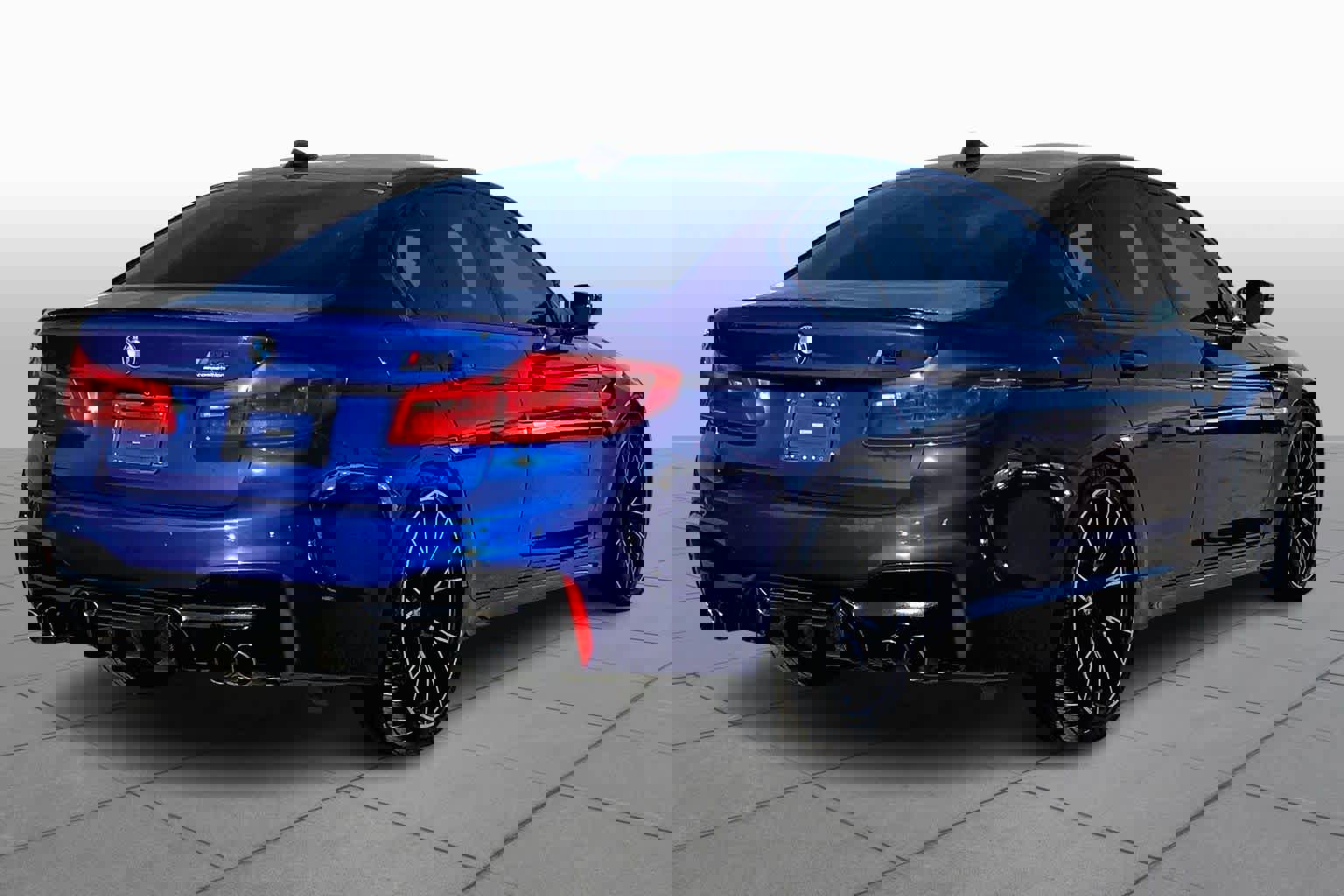 Used 2019 BMW M5 w/ Executive Package image 13