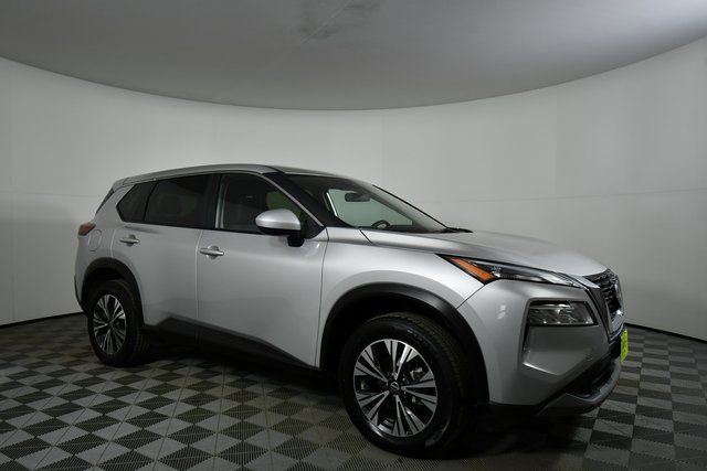 Used 2023 Nissan Rogue SV image 9