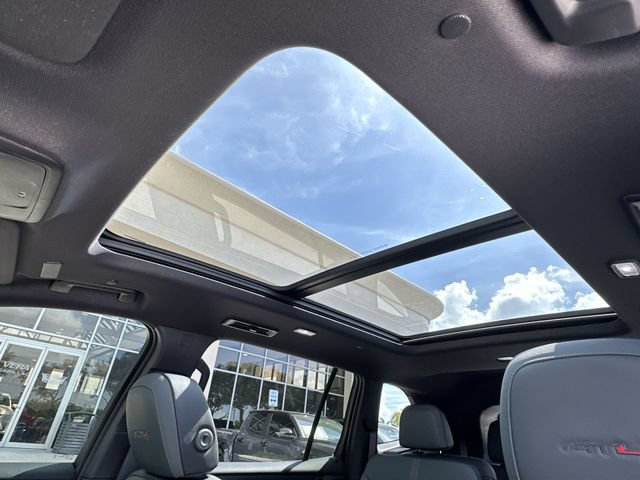 Certified 2024 GMC Acadia AT4 w/ Luxury Package AWD/4WD image 29