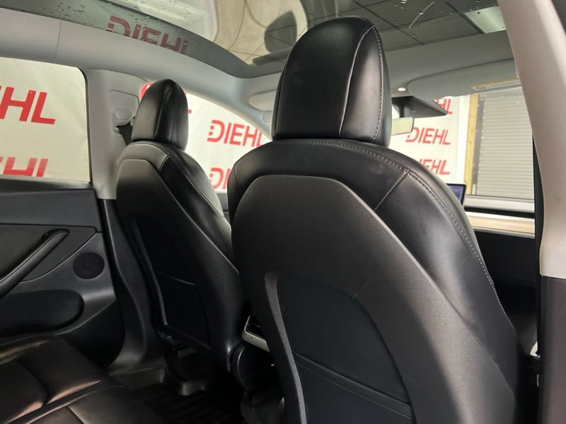 Used 2021 Tesla Model Y Long Range AWD/4WD image 12