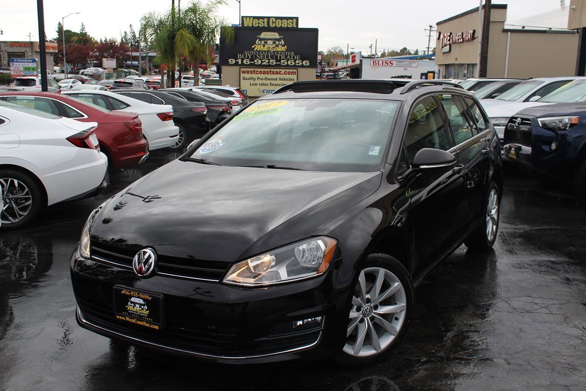 Used 2017 Volkswagen Golf SE FWD image 2
