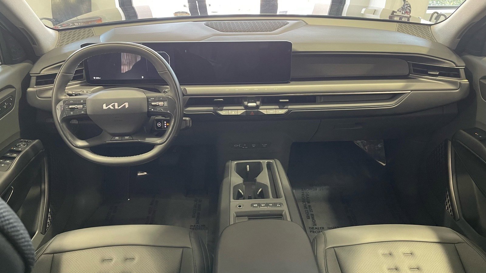 Used 2026 Kia EV9 Wind image 25