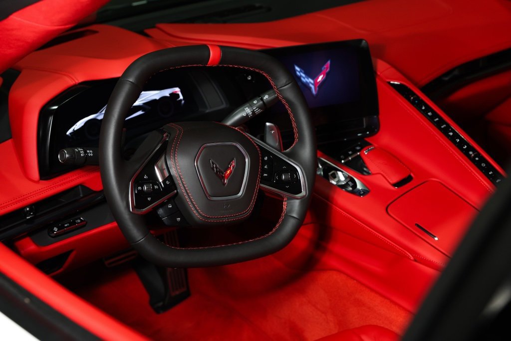 Used 2024 Chevrolet Corvette Stingray Premium Conv w/ Z51 Performance Package image 32