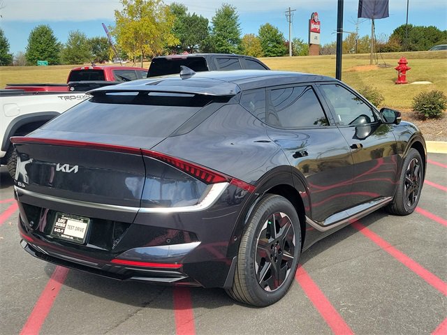 New 2025 Kia EV6 Wind image 4