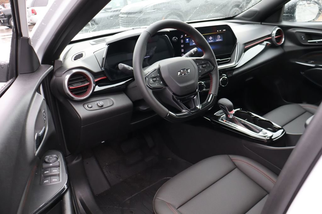 New 2026 Chevrolet Trax RS w/ Sunroof Package image 10