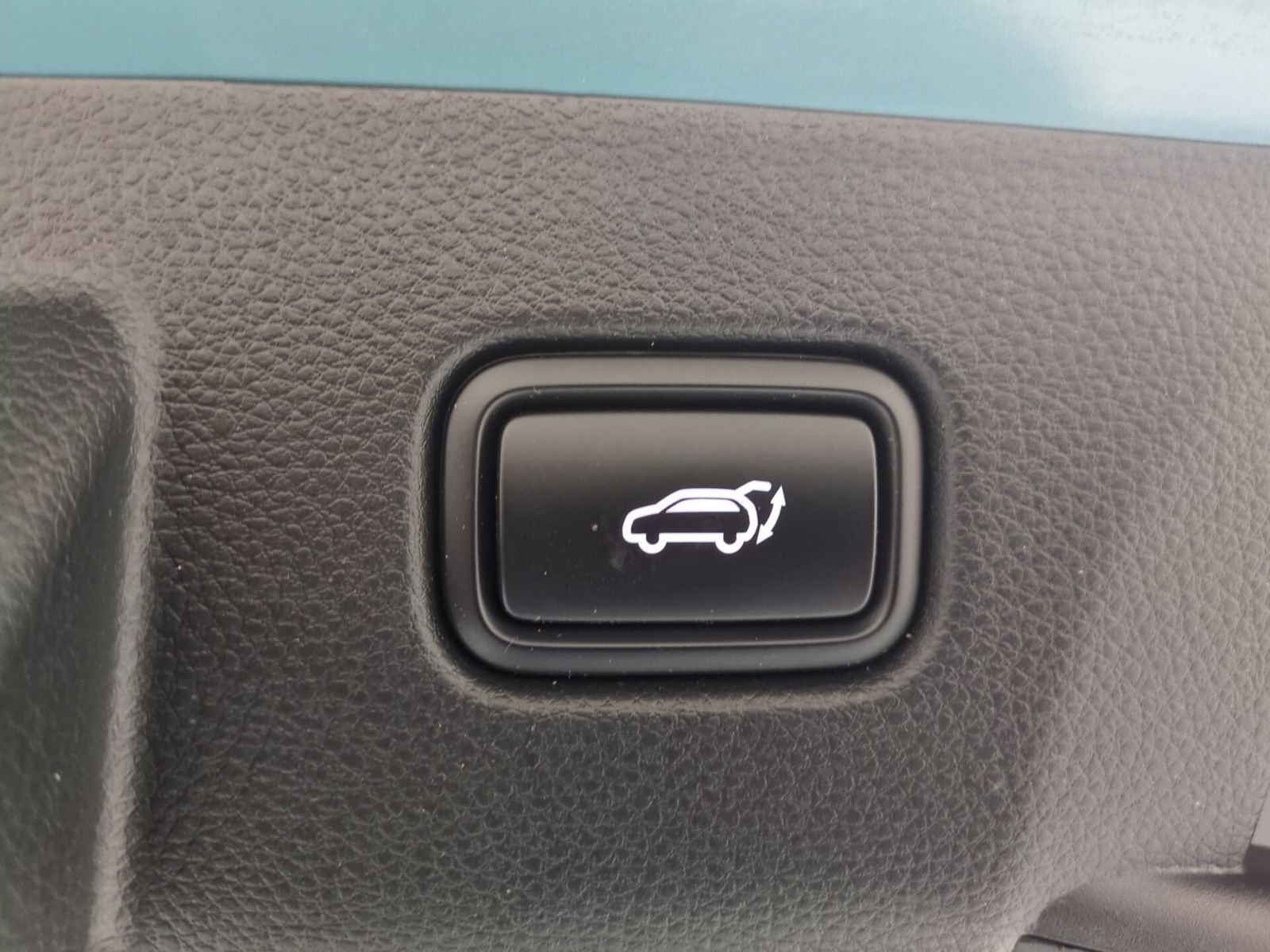 Certified 2025 Kia Seltos EX w/ EX Sunroof Package AWD/4WD image 13
