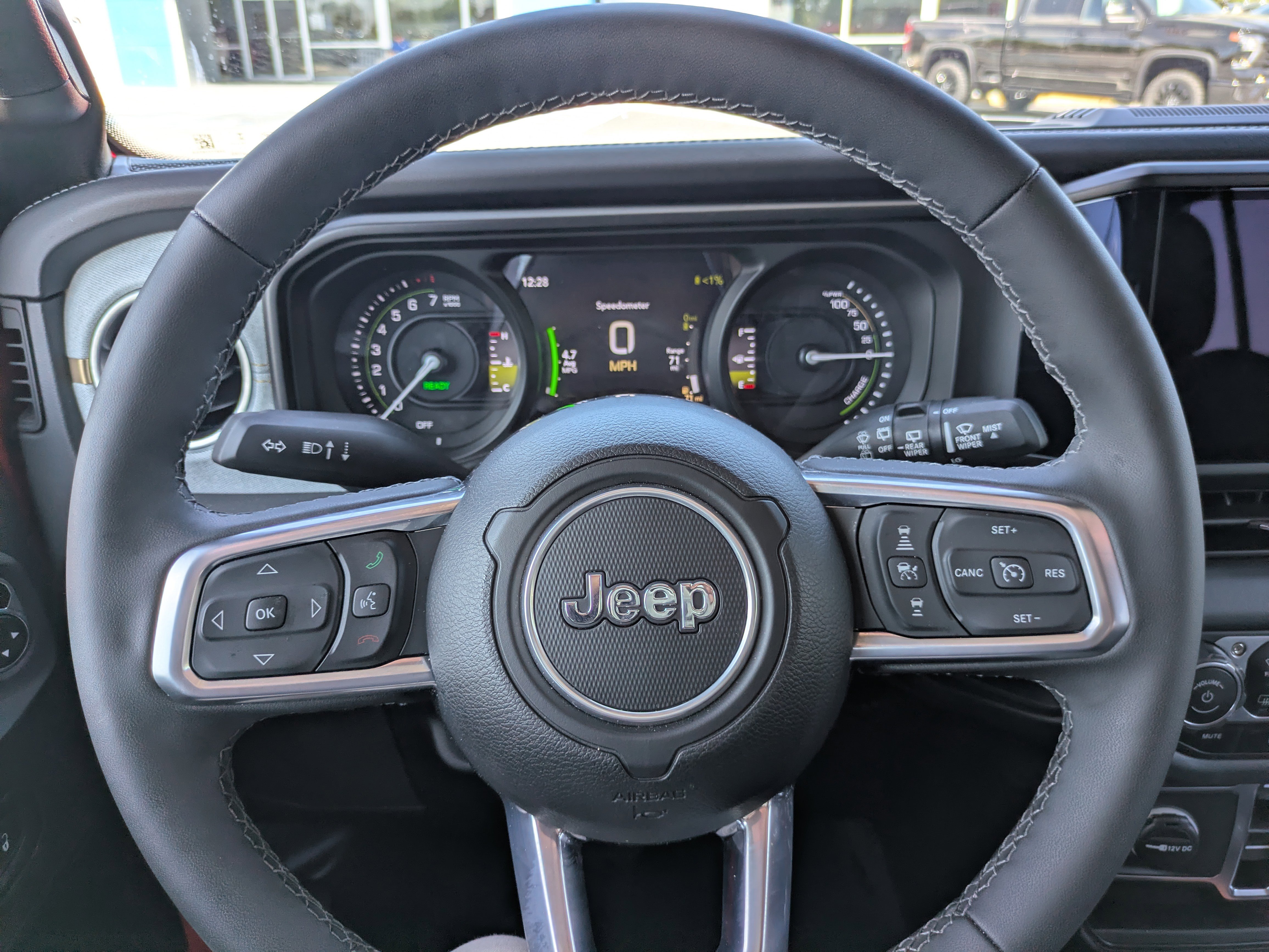 Used 2025 Jeep Wrangler Sahara w/ Safety Group image 19