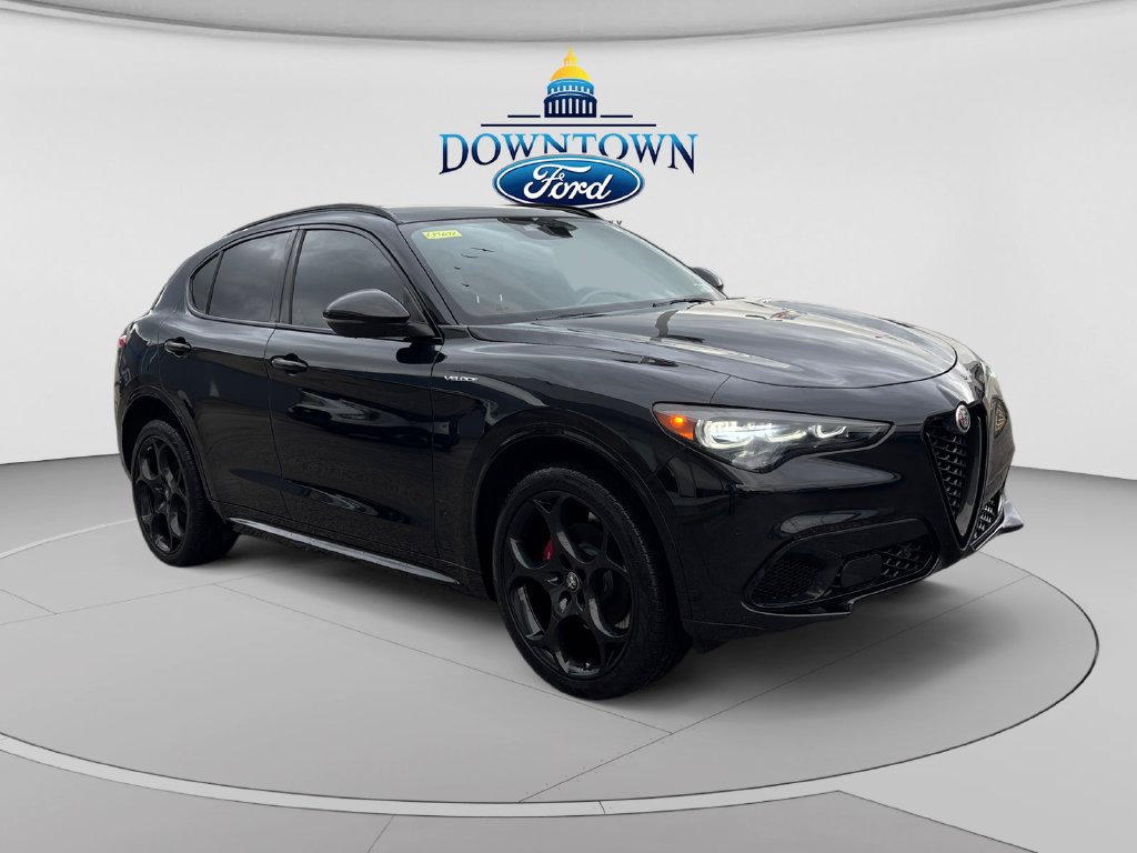 Used 2024 Alfa Romeo Stelvio Veloce AWD/4WD image 1