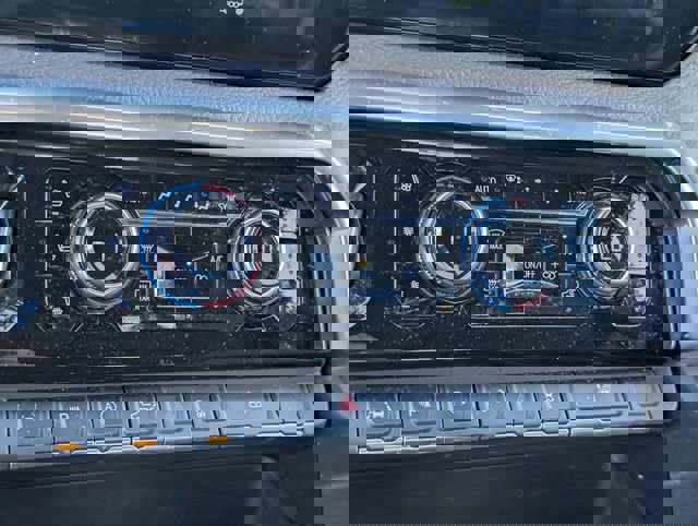 Used 2022 GMC Sierra 1500 Denali w/ Technology Package image 15