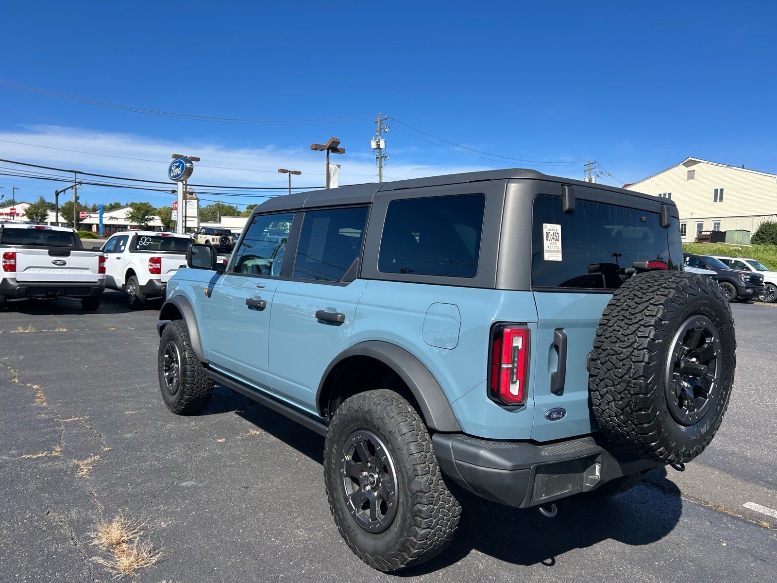 Used 2023 Ford Bronco Badlands AWD/4WD image 7