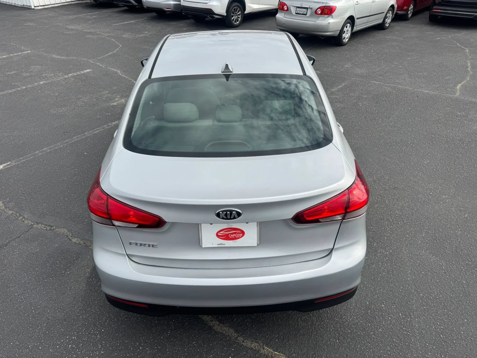 Used 2017 Kia Forte LX FWD image 7
