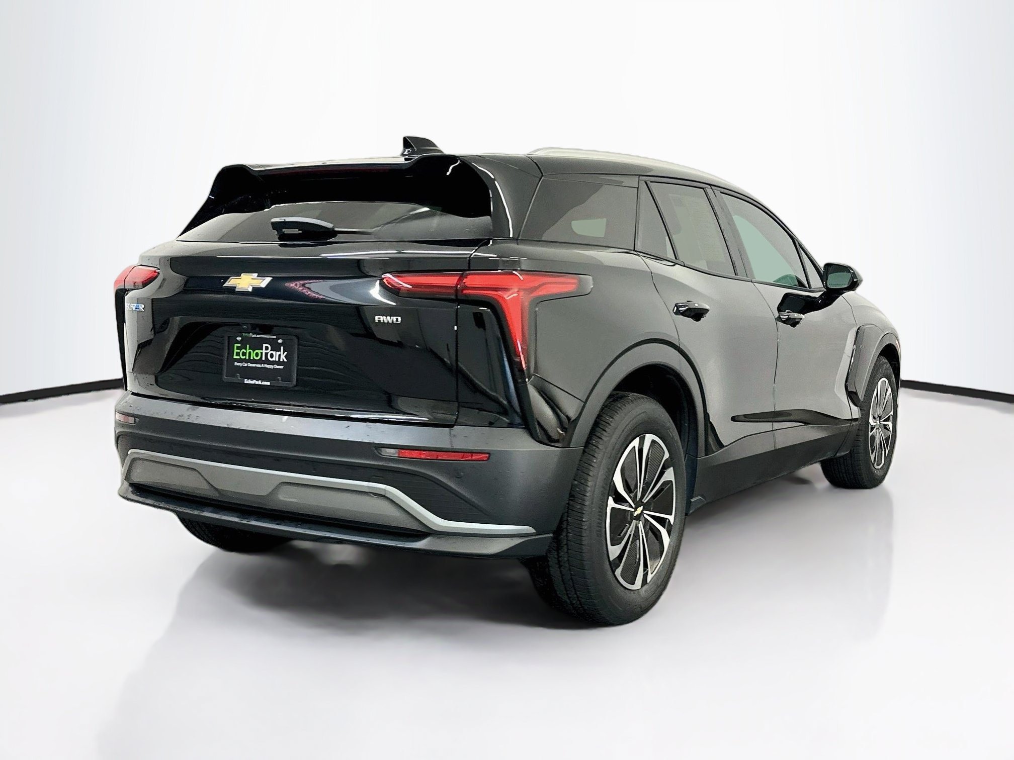 Used 2024 Chevrolet Blazer EV LT AWD/4WD image 9