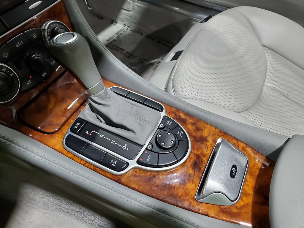 Used 2008 Mercedes-Benz SL 550 image 29