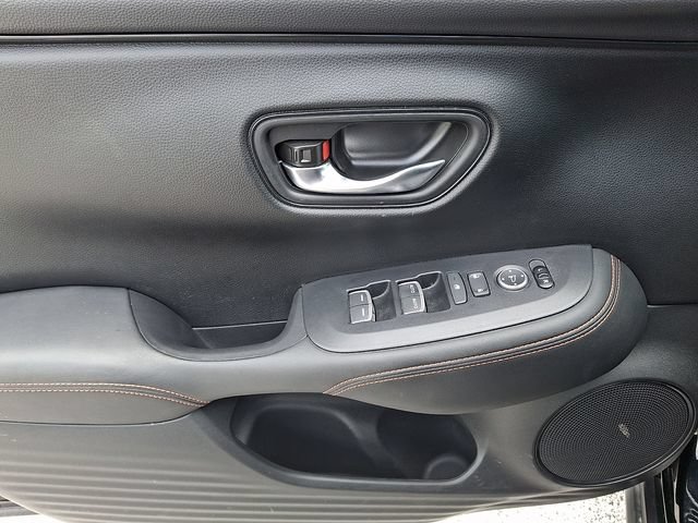Used 2025 Honda HR-V Sport image 13