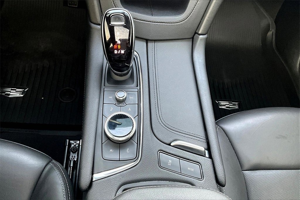 Used 2021 Cadillac XT5 Premium Luxury image 32