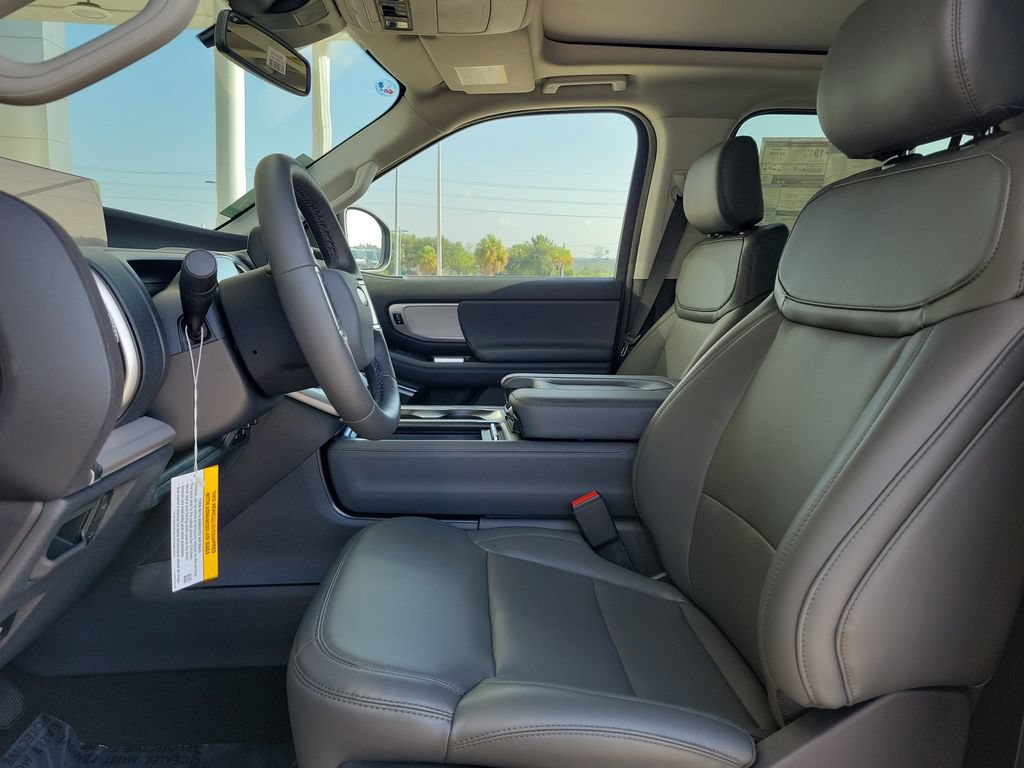 New 2026 Ford Expedition Active RWD image 14
