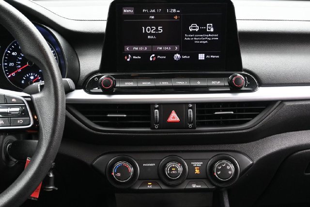 Used 2024 Kia Forte LXS FWD image 11