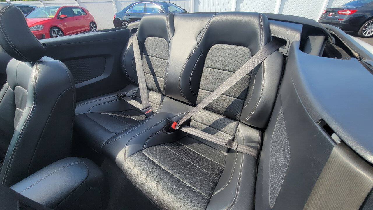 Used 2019 Ford Mustang GT Premium w/ Equipment Group 401A RWD image 25