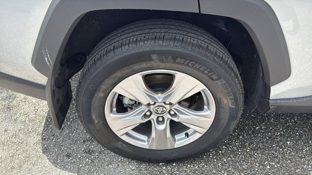 Used 2025 Toyota RAV4 XLE w/ Convenience Package FWD image 12