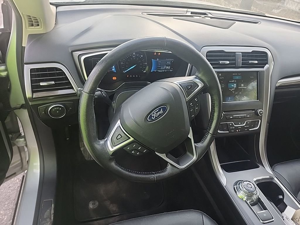 Used 2018 Ford Fusion Energi SE FWD image 9