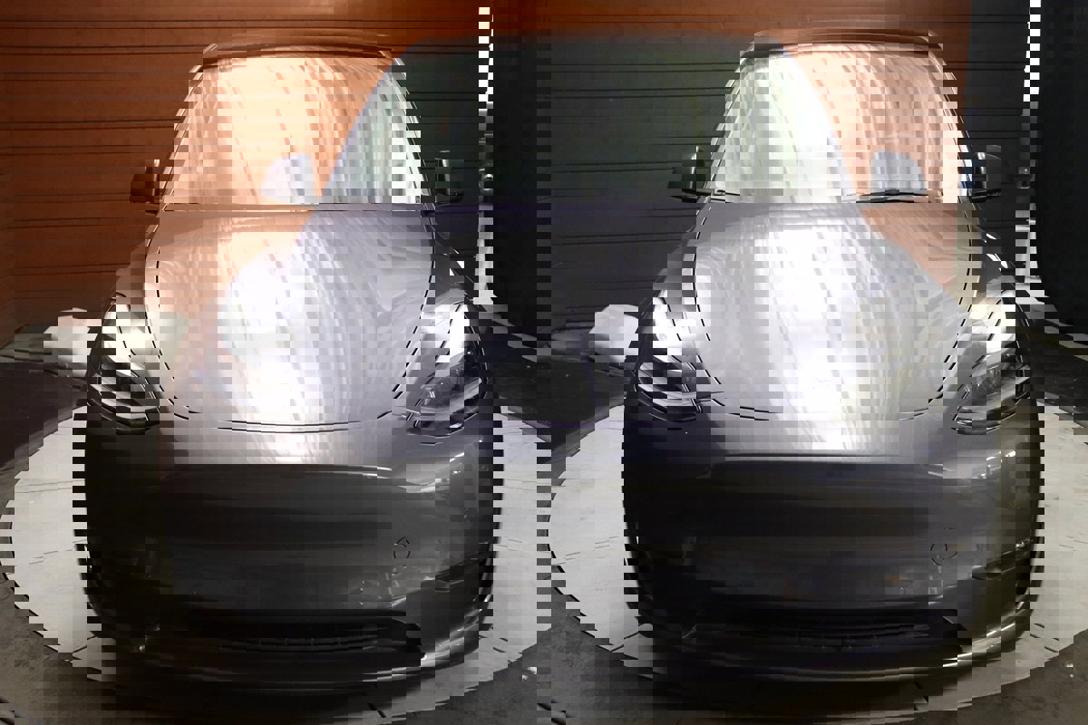 Used 2022 Tesla Model Y Performance image 2