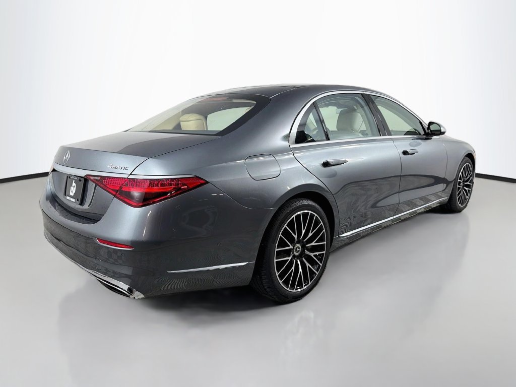 Used 2024 Mercedes-Benz S 580 4MATIC Sedan image 5
