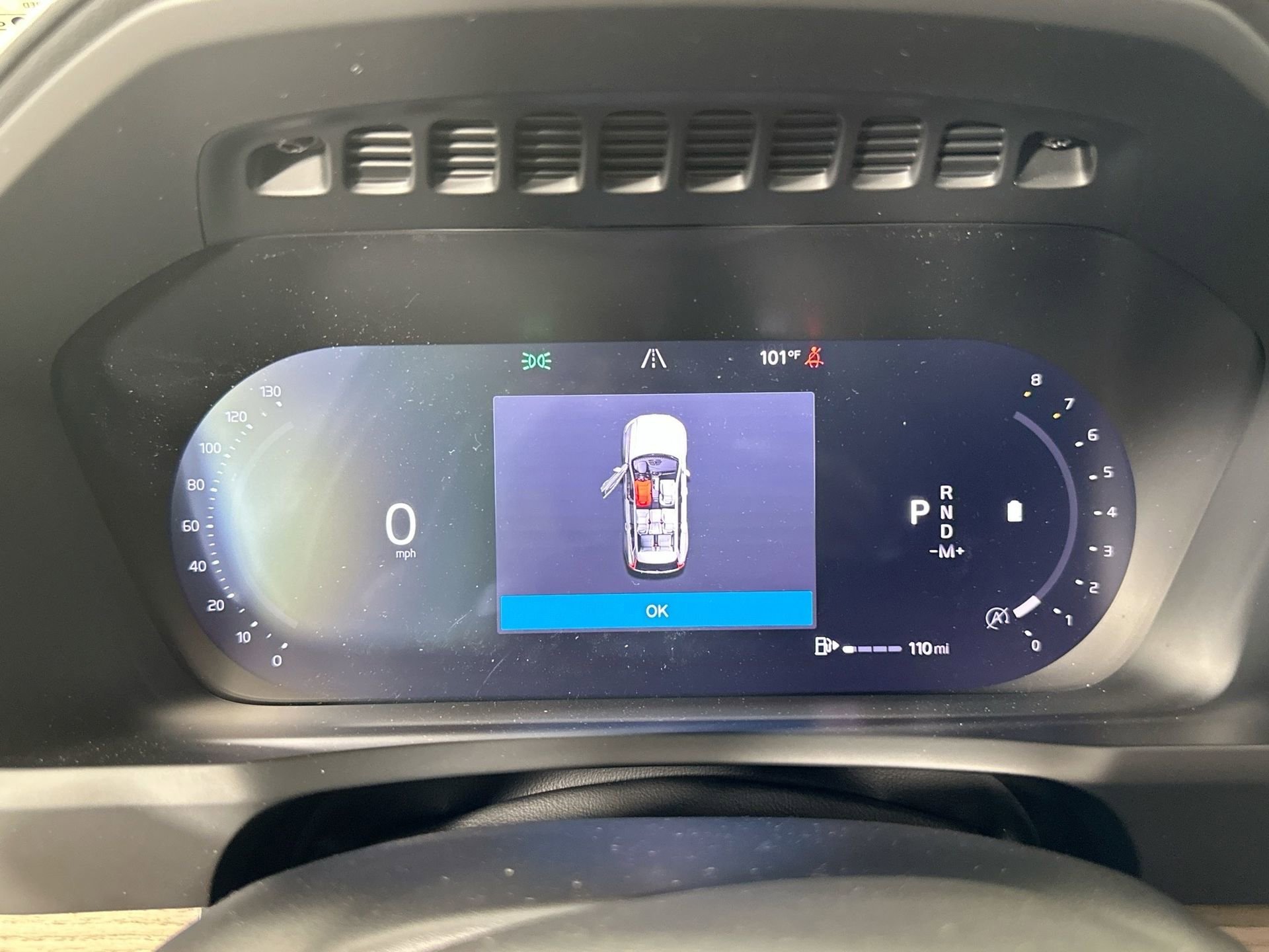 New 2026 Volvo XC90 B5 Plus w/ Protection Package Premier AWD/4WD image 11