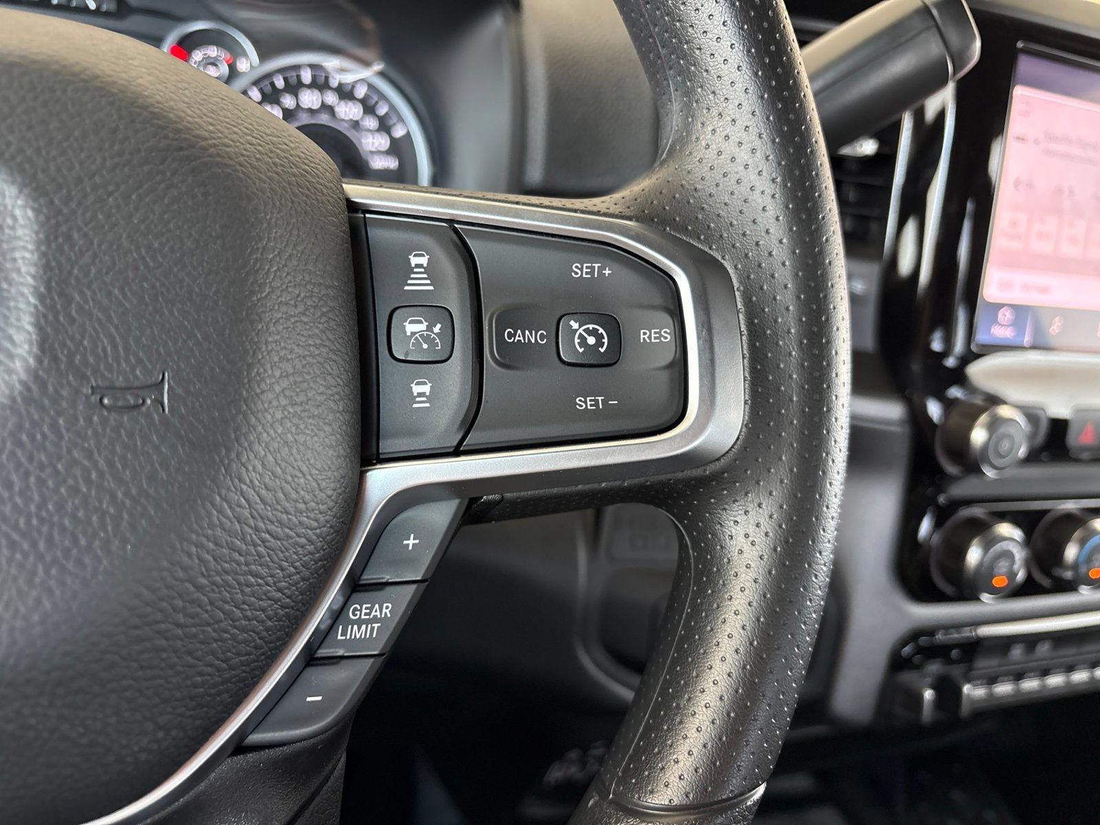 New 2027 RAM 3500 Tradesman AWD/4WD image 25