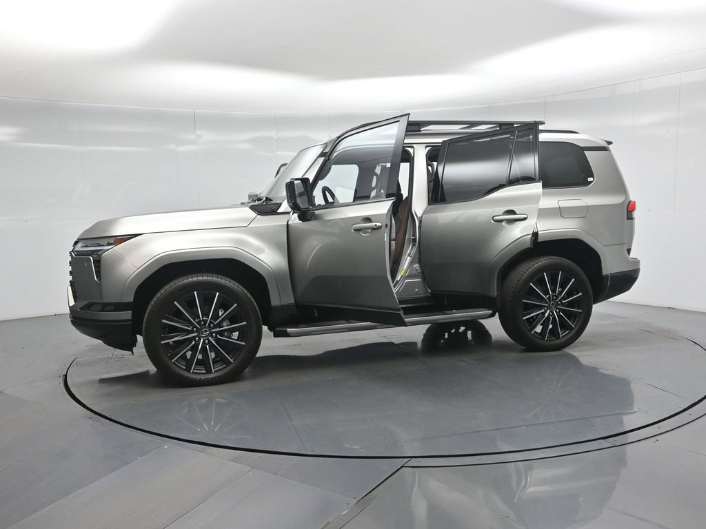 Used 2025 Lexus GX 550 w/ Accessory Package (2T) image 40