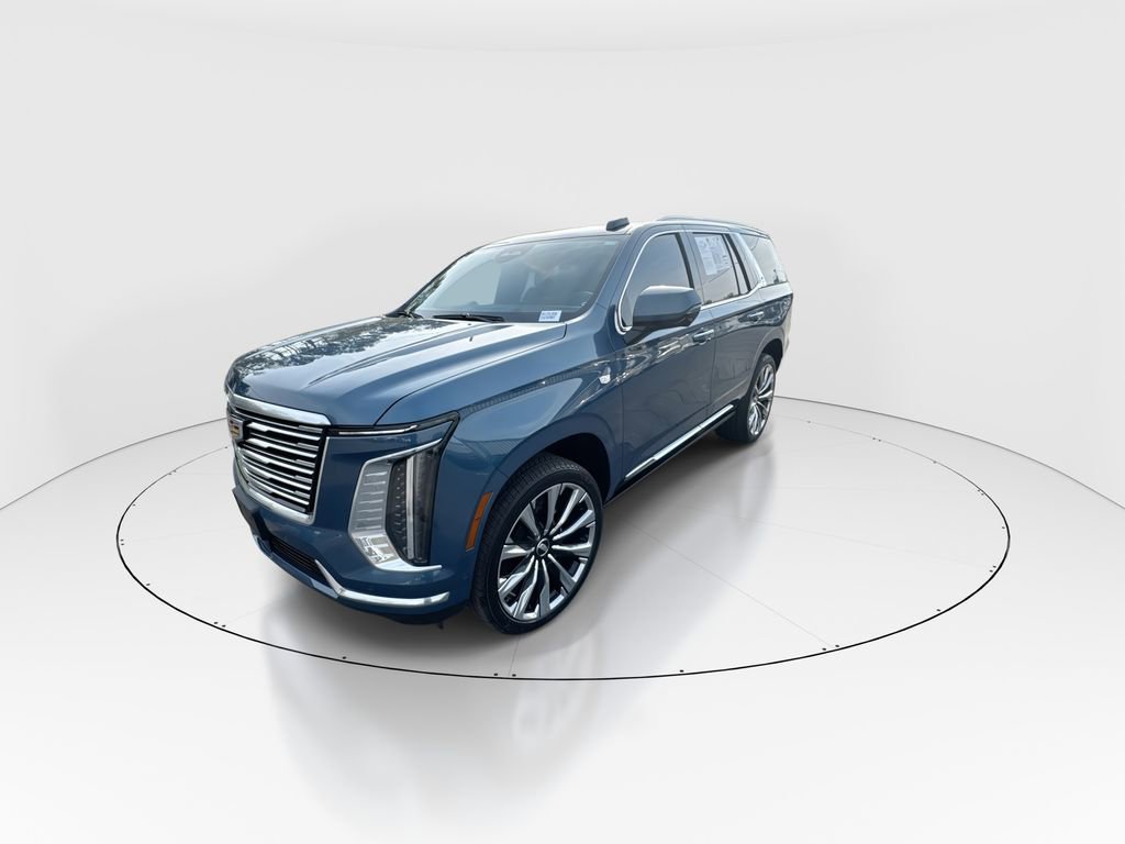 Used 2025 Cadillac Escalade Premium Luxury Platinum image 4