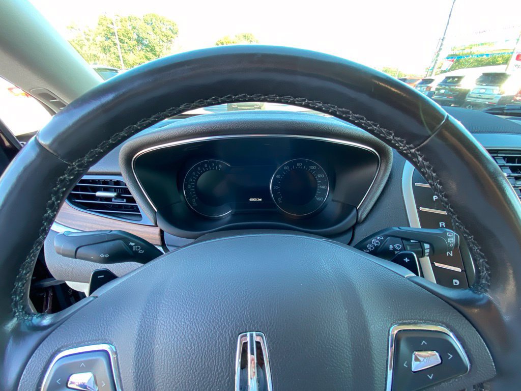 Used 2019 Lincoln MKC Select w/ Select Plus Package AWD/4WD image 11