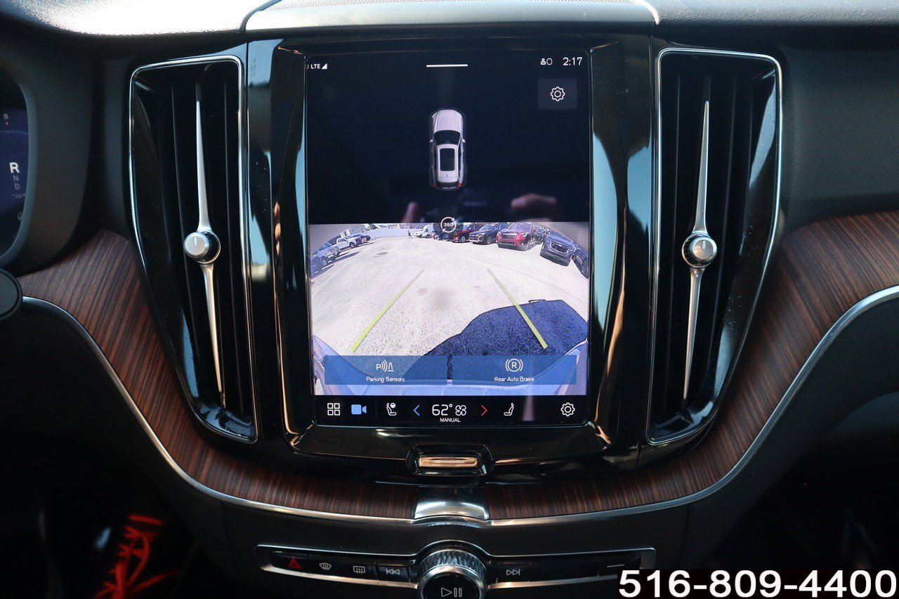 Used 2023 Volvo XC60 B5 Plus w/ Climate Package image 21