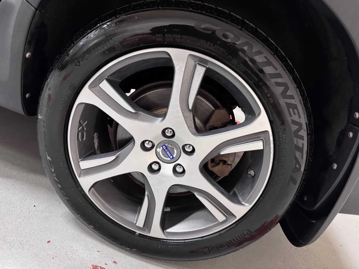 Used 2012 Volvo XC70 T6 AWD/4WD image 9