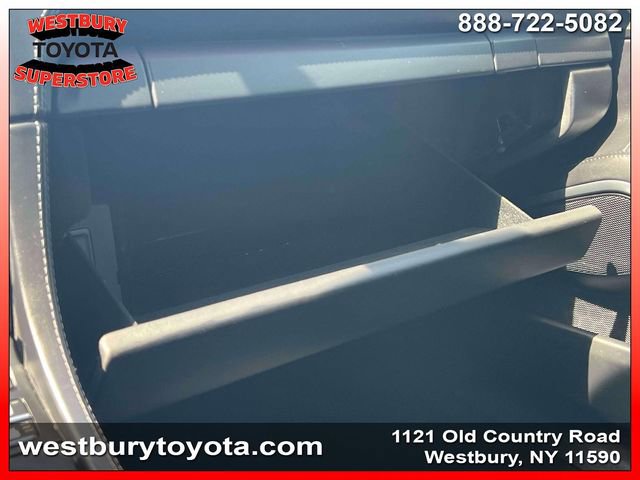 Used 2021 Porsche 718 Cayman RWD image 30