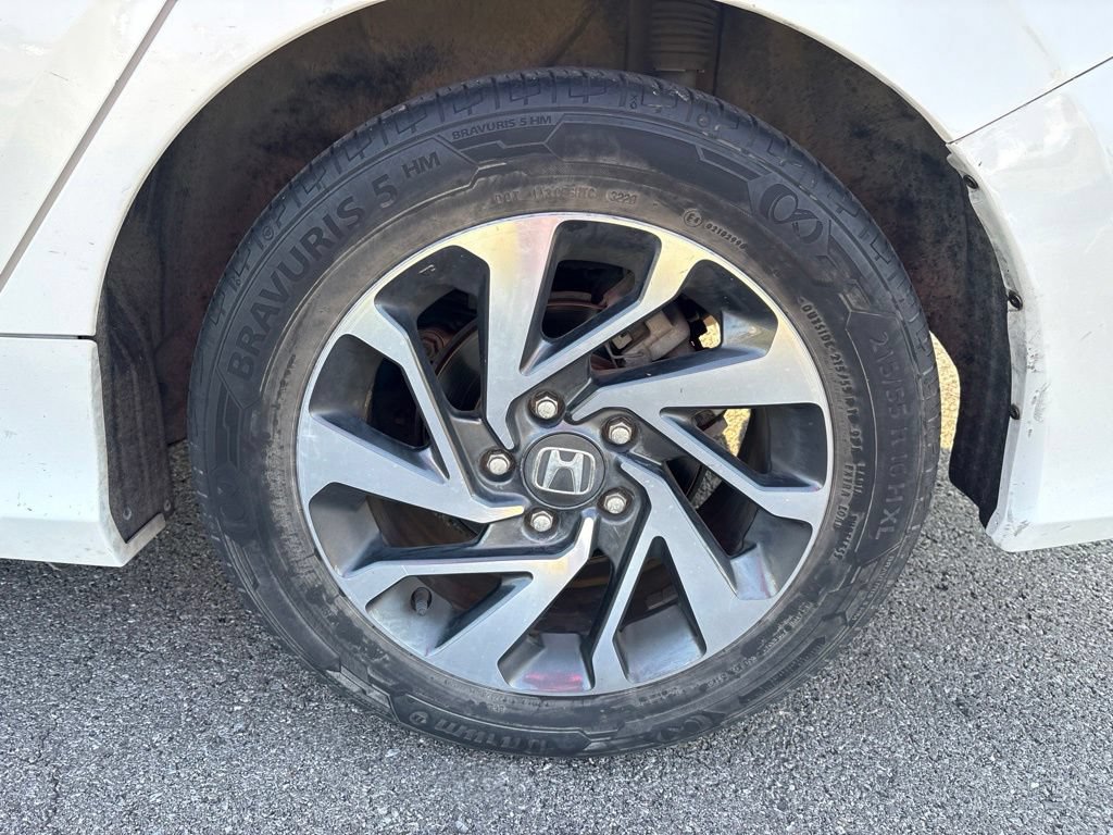 Used 2017 Honda Civic EX image 5