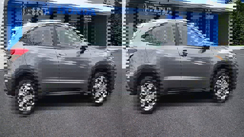 Certified 2021 Honda HR-V LX image 9