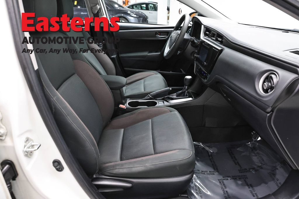 Used 2019 Toyota Corolla LE FWD image 24