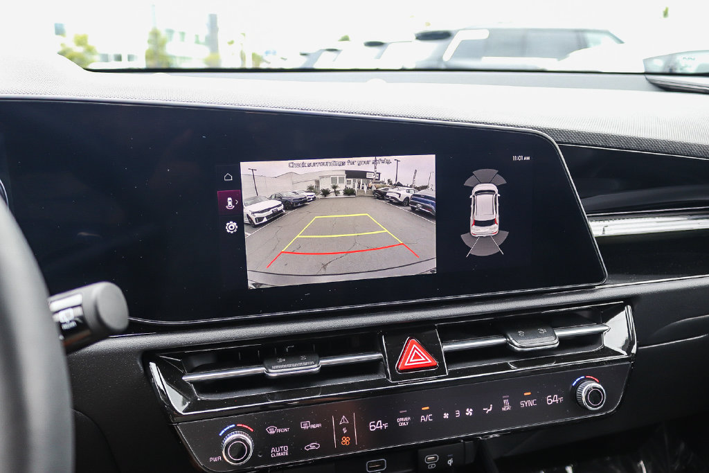 Certified 2025 Kia Niro Wave w/ Wave Preserve Package FWD image 24
