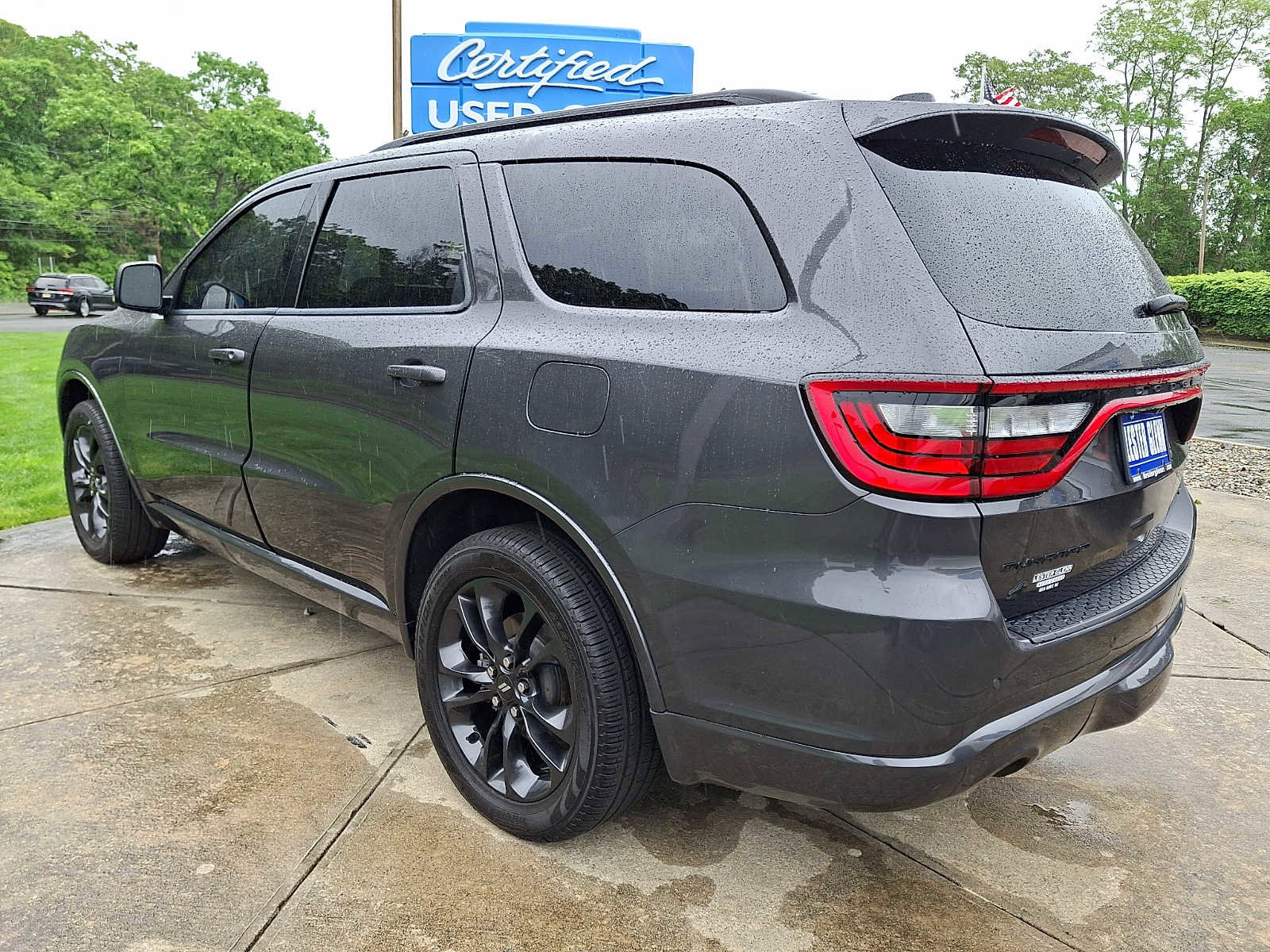 Used 2025 Dodge Durango GT AWD/4WD image 4
