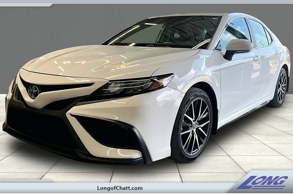 Used 2023 Toyota Camry SE