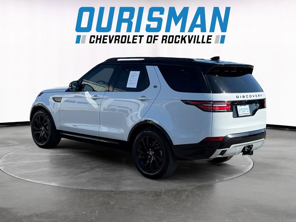 Used 2020 Land Rover Discovery Landmark image 4