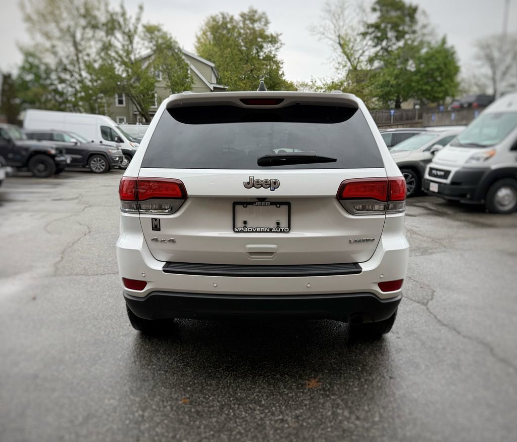 Used 2020 Jeep Grand Cherokee Laredo AWD/4WD image 10