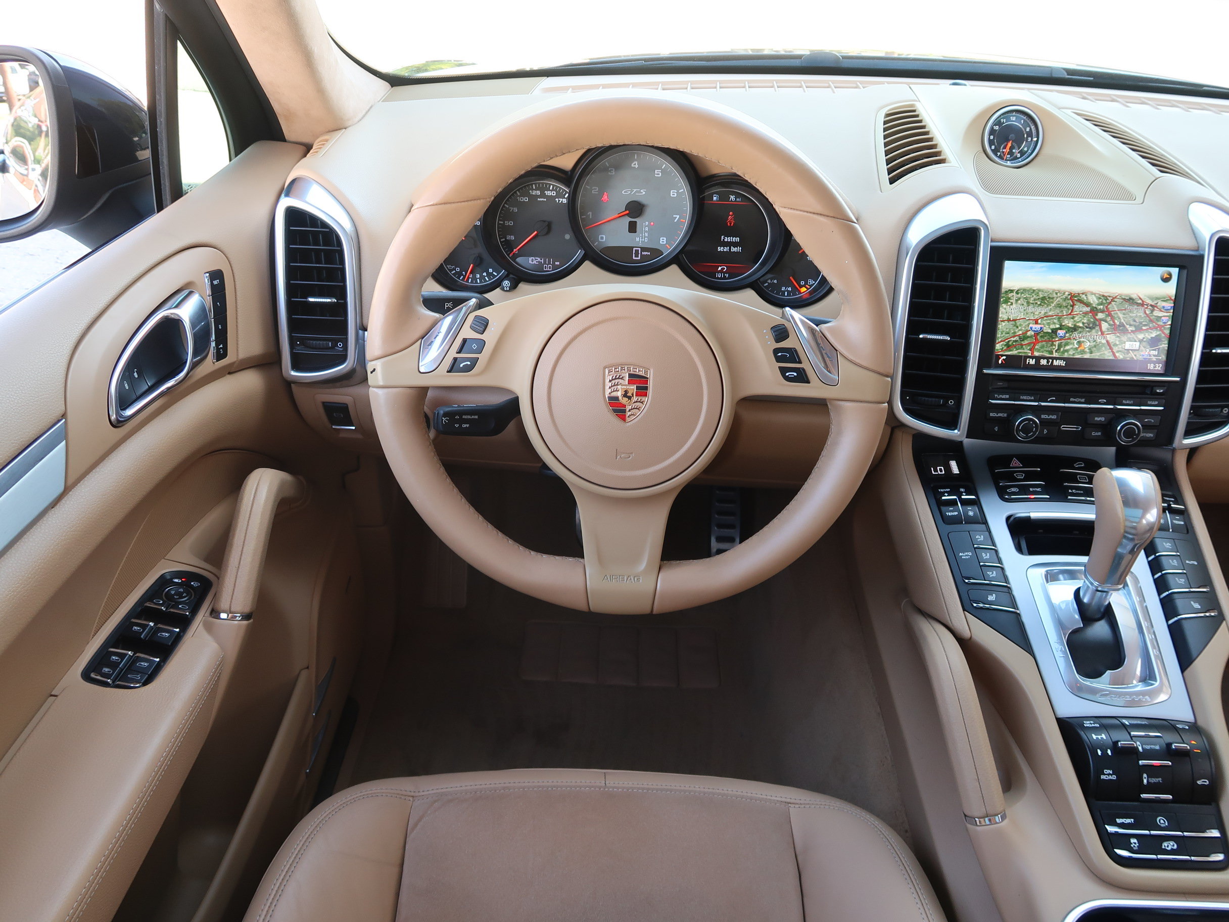 Used 2014 Porsche Cayenne GTS AWD/4WD image 14