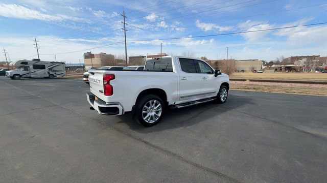 Used 2024 Chevrolet Silverado 1500 High Country w/ High Country Premium Package AWD/4WD image 8