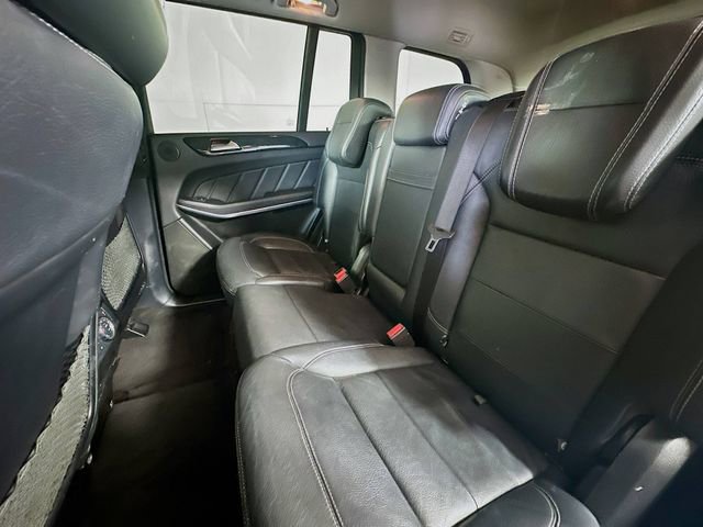 Used 2016 Mercedes-Benz GL 550 4MATIC image 26