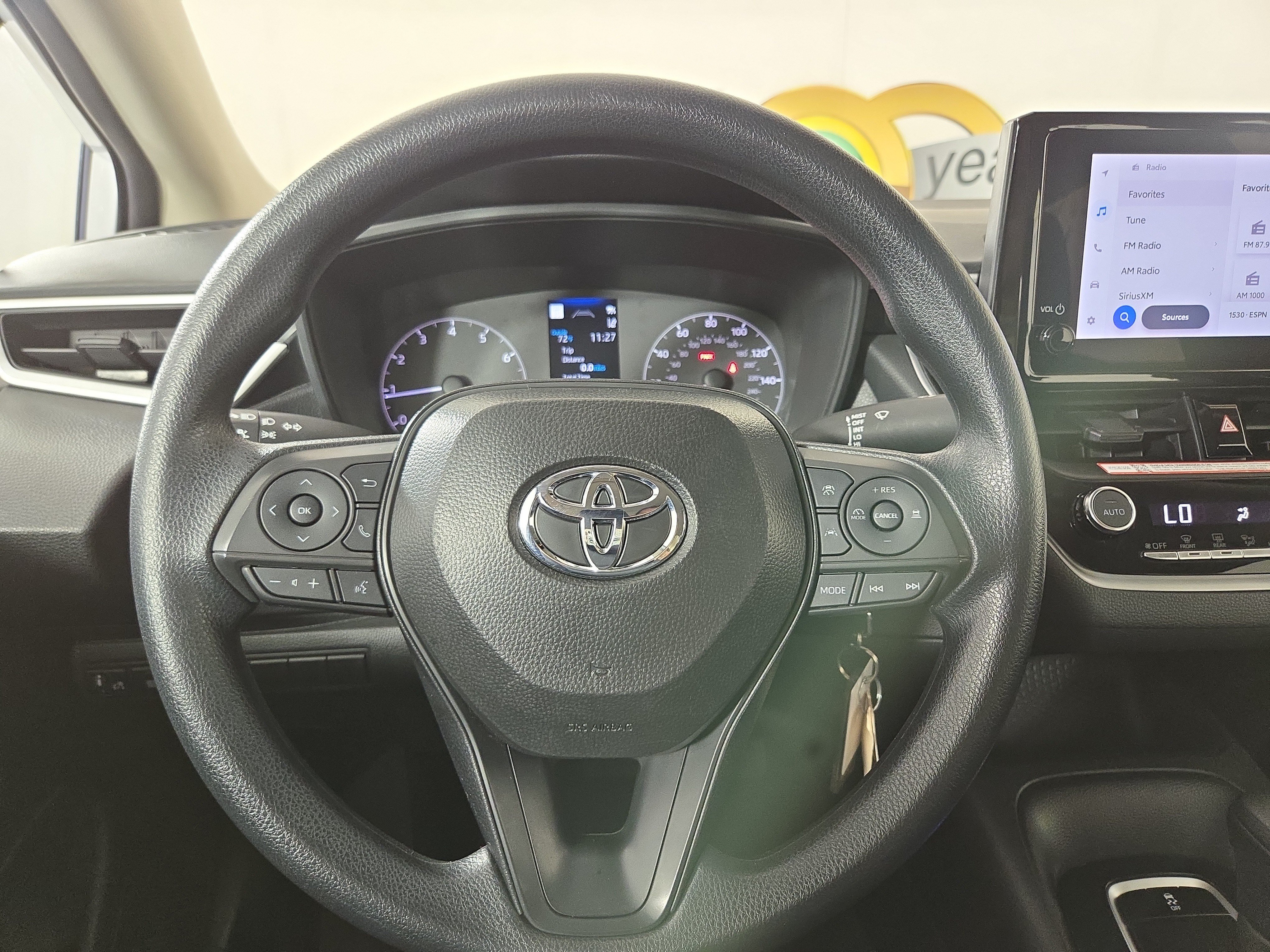 Used 2025 Toyota Corolla LE FWD image 14