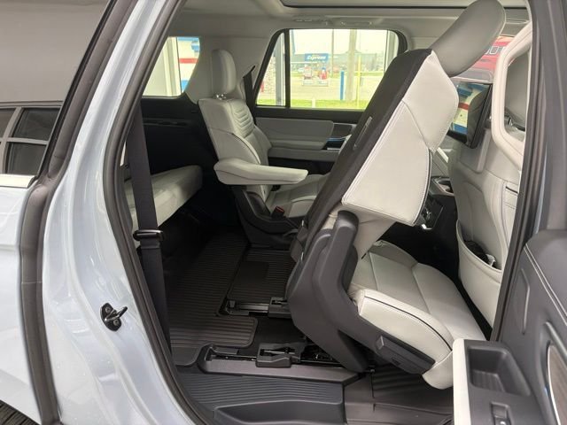 New 2027 Ford Expedition Max Platinum w/ Platinum Ultimate Package AWD/4WD image 55