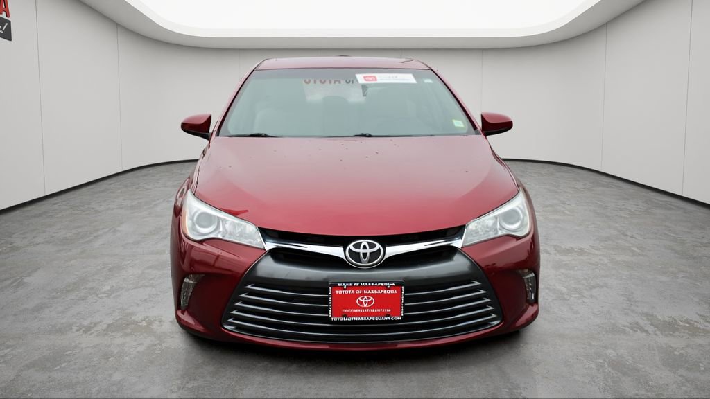 Used 2015 Toyota Camry XLE w/ Moonroof Package FWD image 7