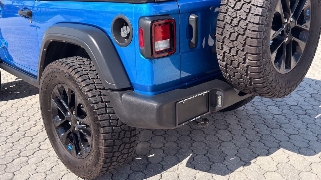 Used 2021 Jeep Wrangler Sport AWD/4WD image 15